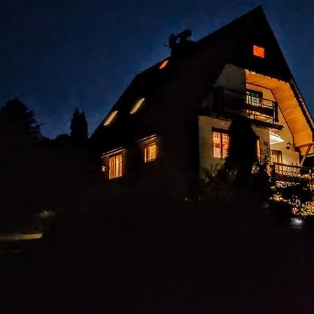 Mravenecek * ليبوفا لازن